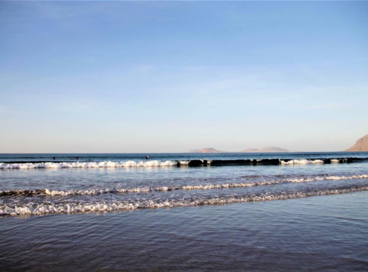 Canaryislandshost L Surf Lanzarote Famara Exterior foto